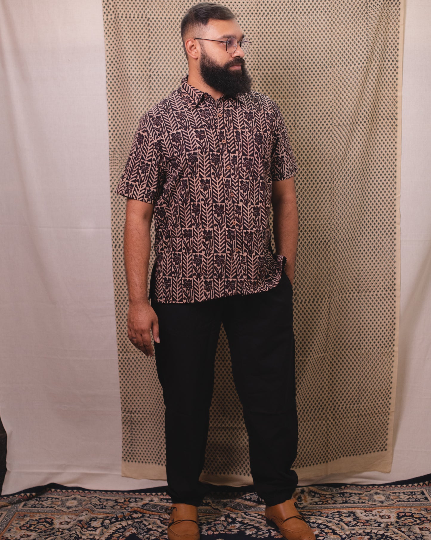 BLACK FLOWER SHIRT