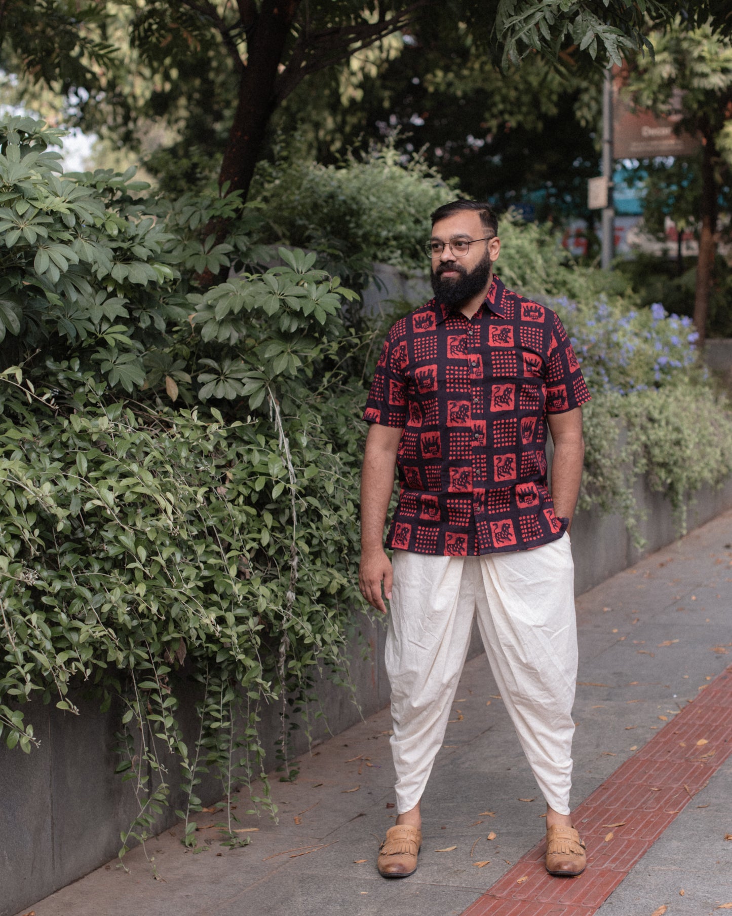 BATIK RED CUBICAL ANIMAL SHIRT