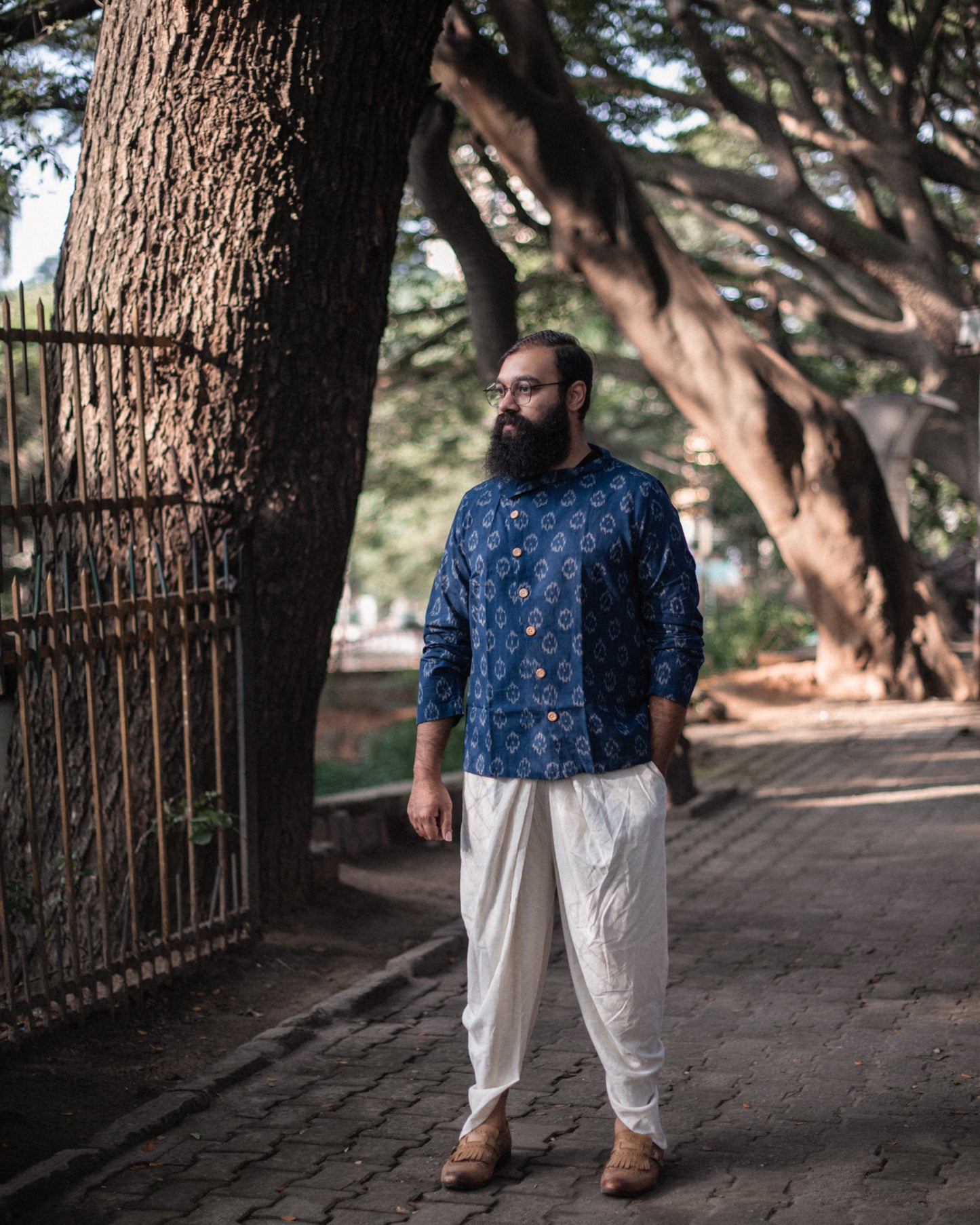 NAVY BLUE RAINDROP IKKAT 7B SHIRT