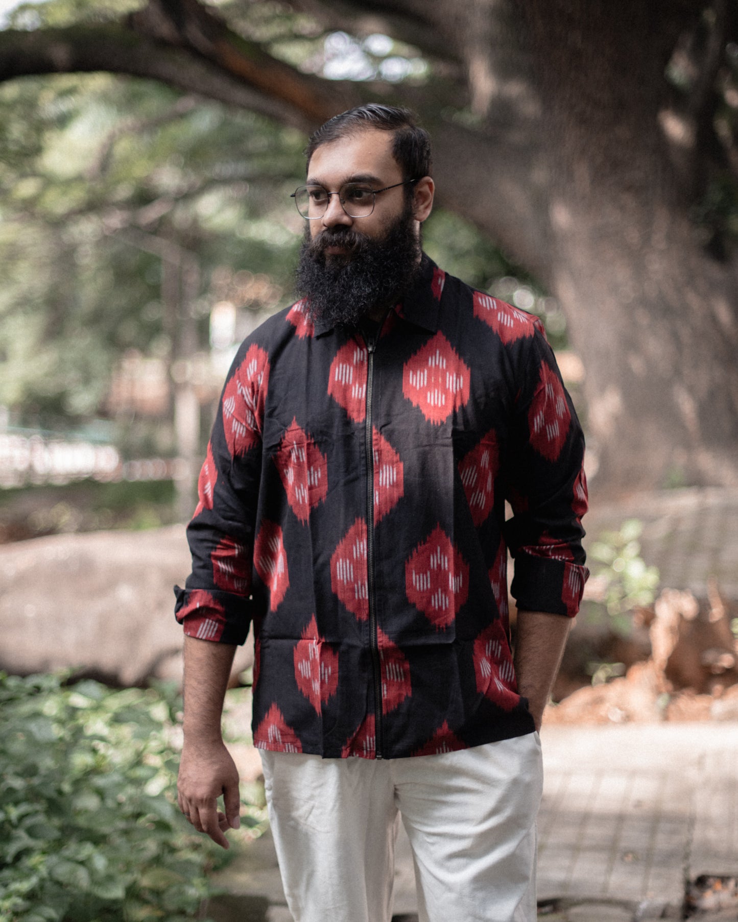 BLACK RED ABSTRACT IKKAT ZIPPER