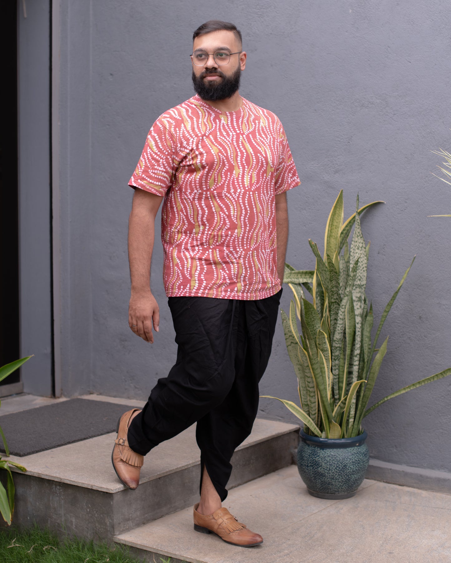 BATIK BLUSH RED ABSTRACT T-SHIRT