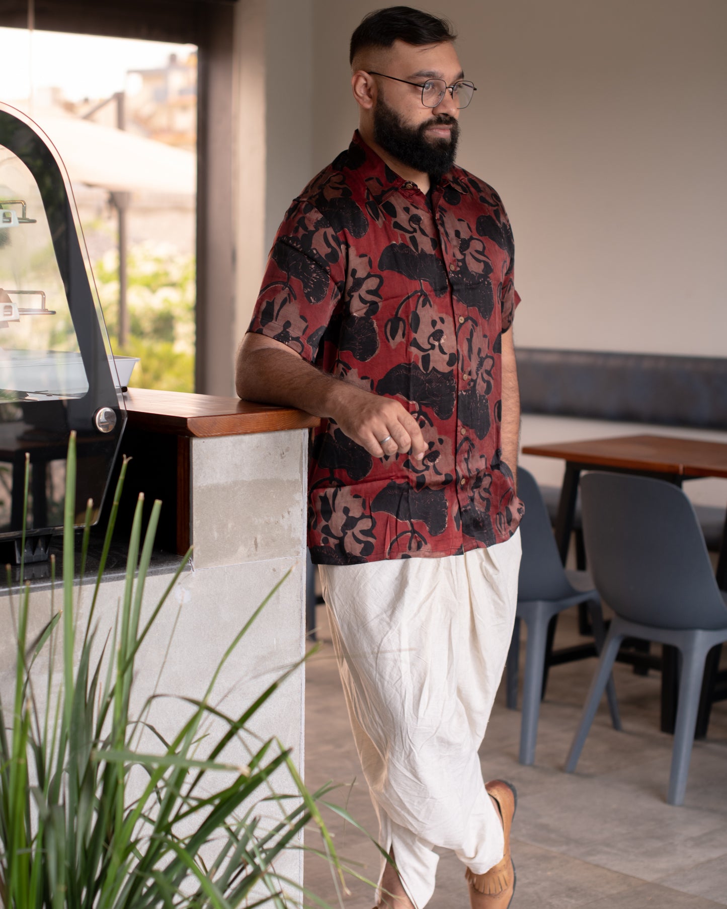 BLACK BROWN BIG FLORAL SHIRT