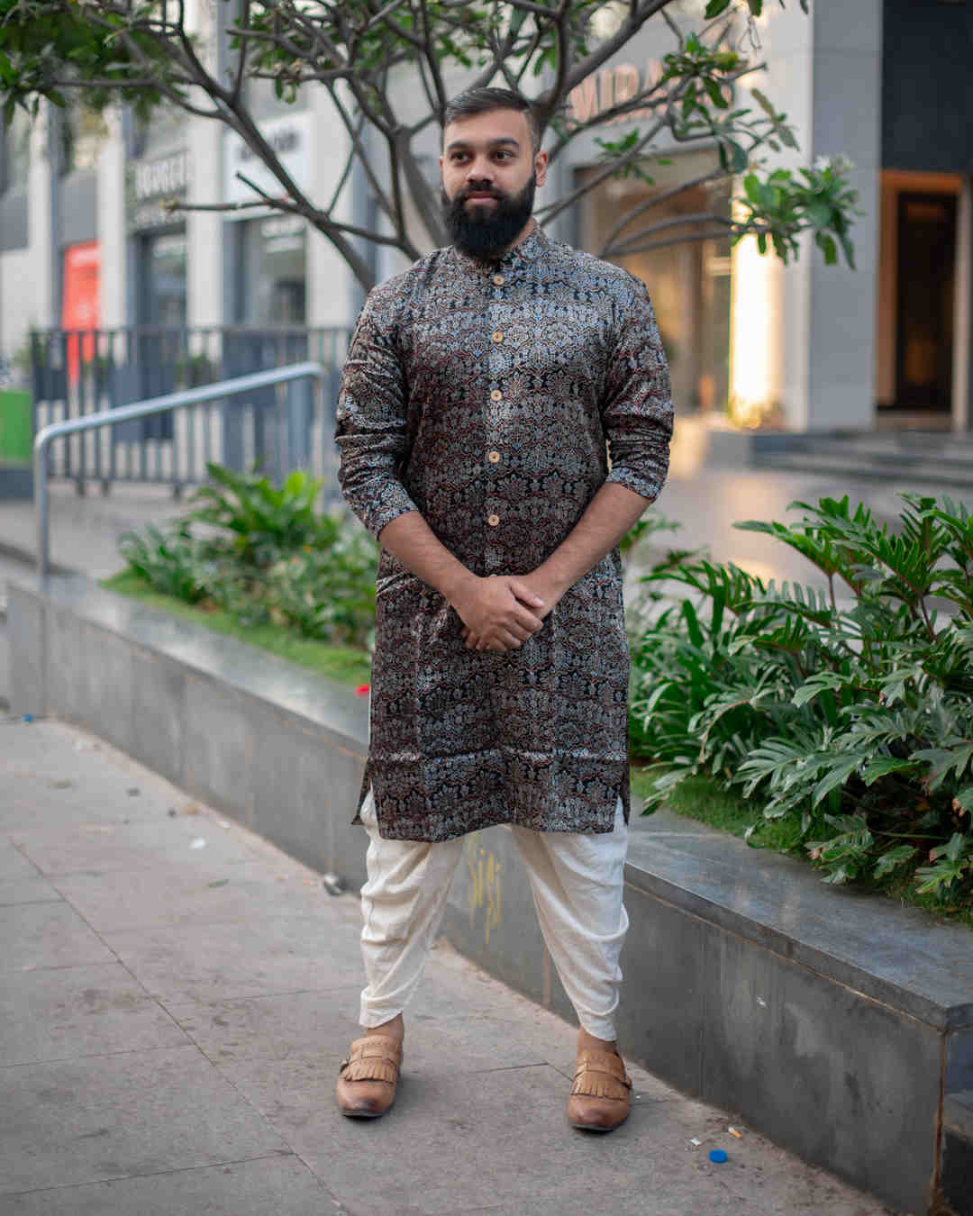 BLACK MASHRU FLORAL SHERWANI