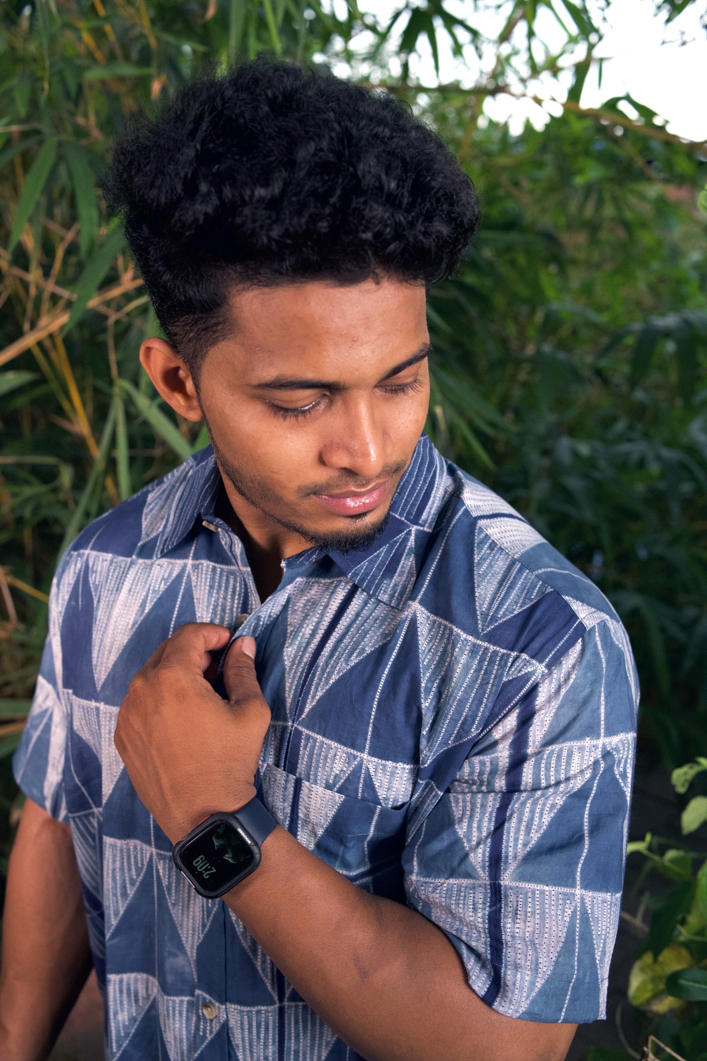 SHIBORI INDIGO TRIANGLE SHIRT