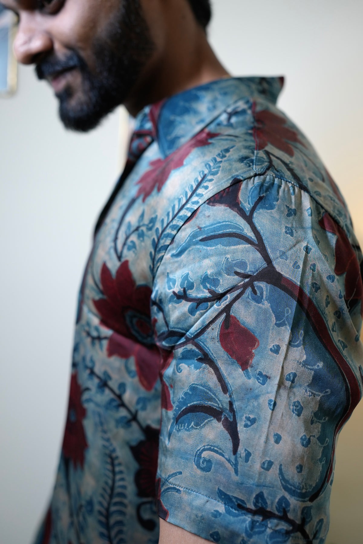 MODALE INDIGO FLOWER SHIRT