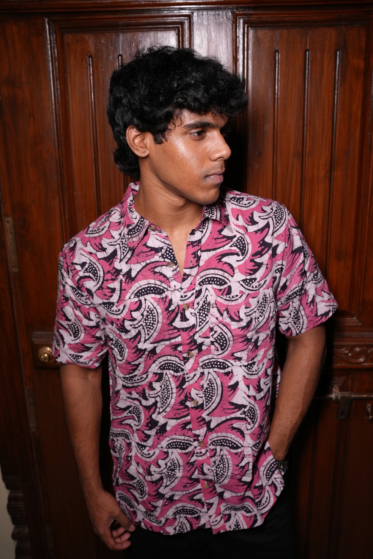 BATIK PINK ABSTRACT FEATURE SHIRT