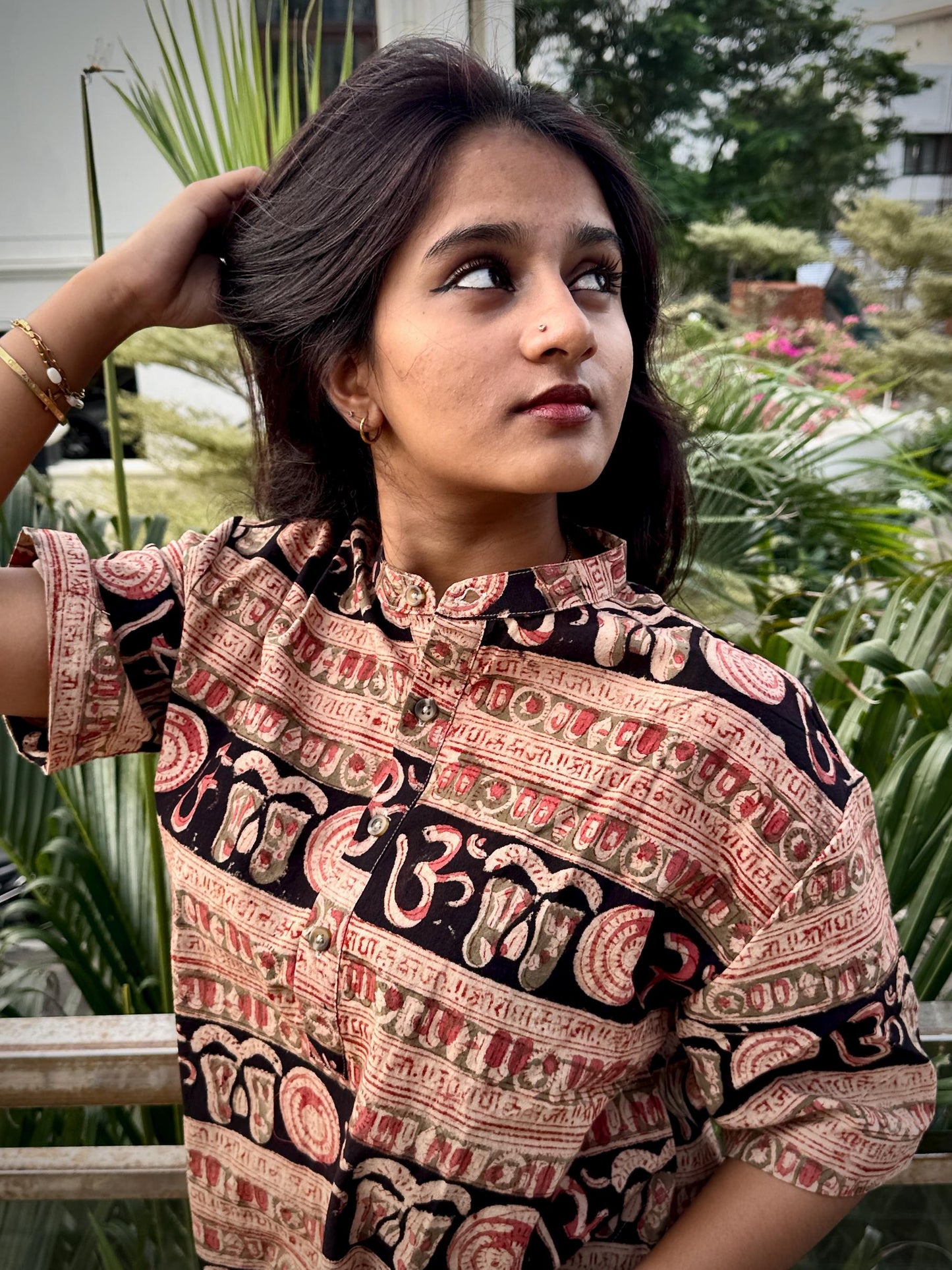 BLACK KALAMKARI MANTRA SHORT KURTA