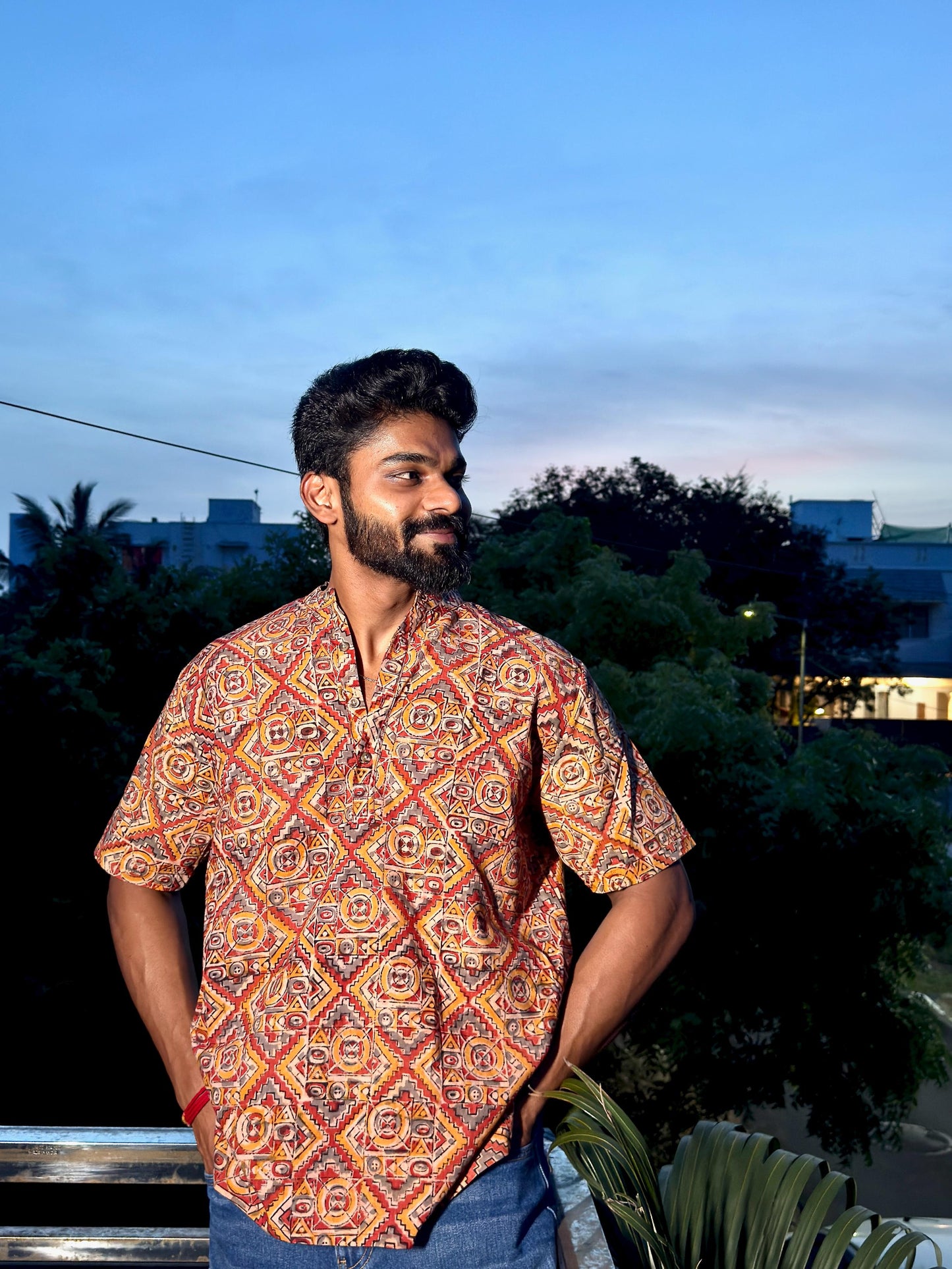 KALAMKARI GEOMETRIC SHORT KURTA