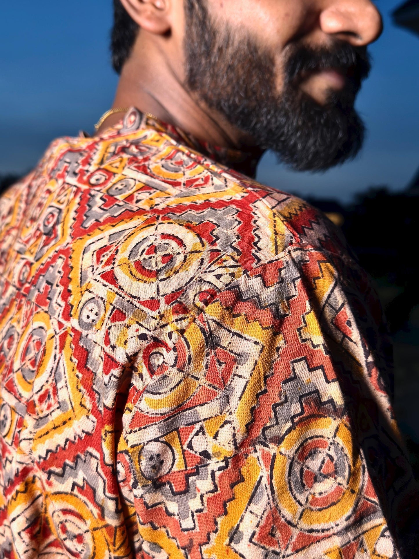 KALAMKARI GEOMETRIC SHORT KURTA