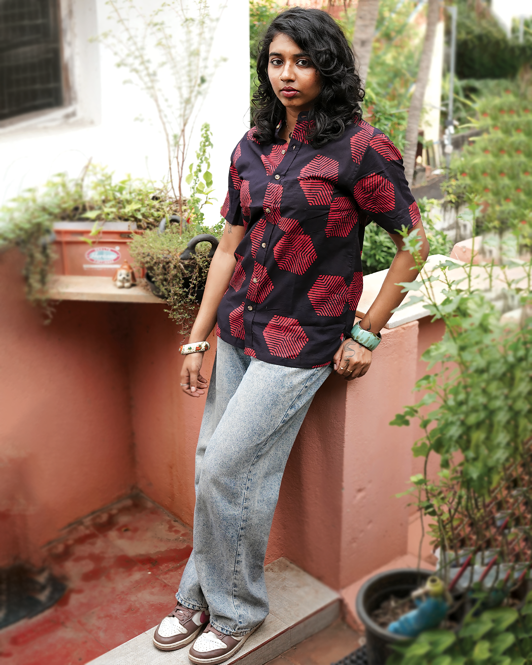 BATIK RED HEXAGON SHIRT